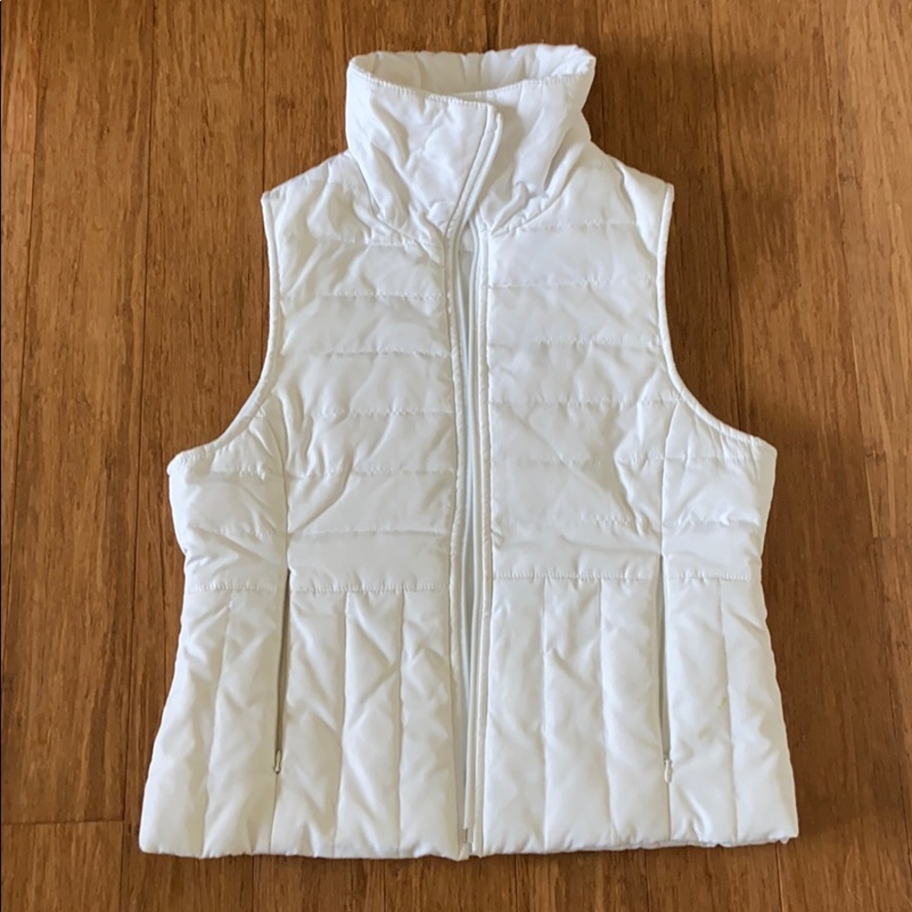 Kenneth Cole Reaction White Down Feather Vest